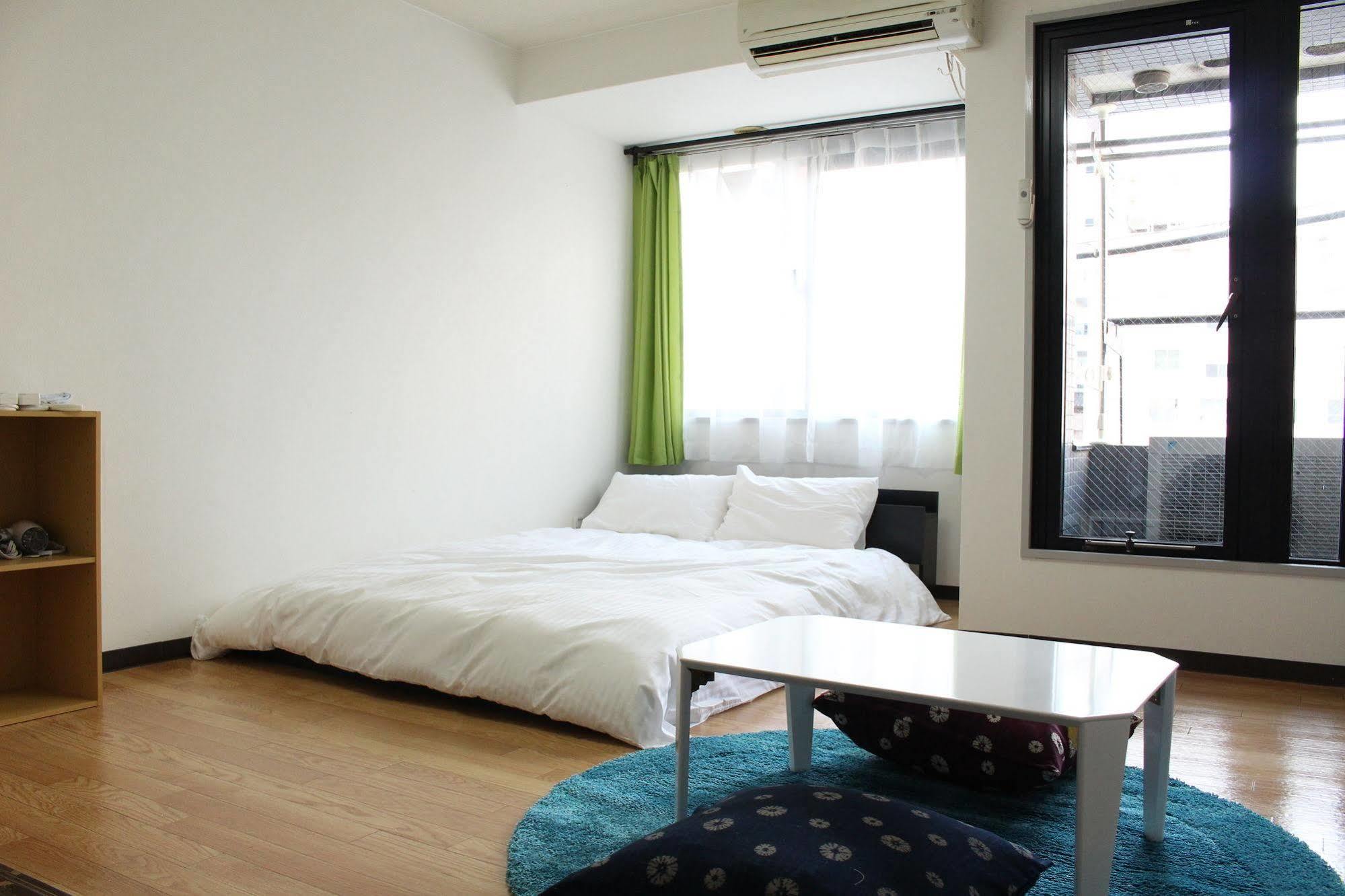 Dotombori Base Hotell Ōsaka Eksteriør bilde