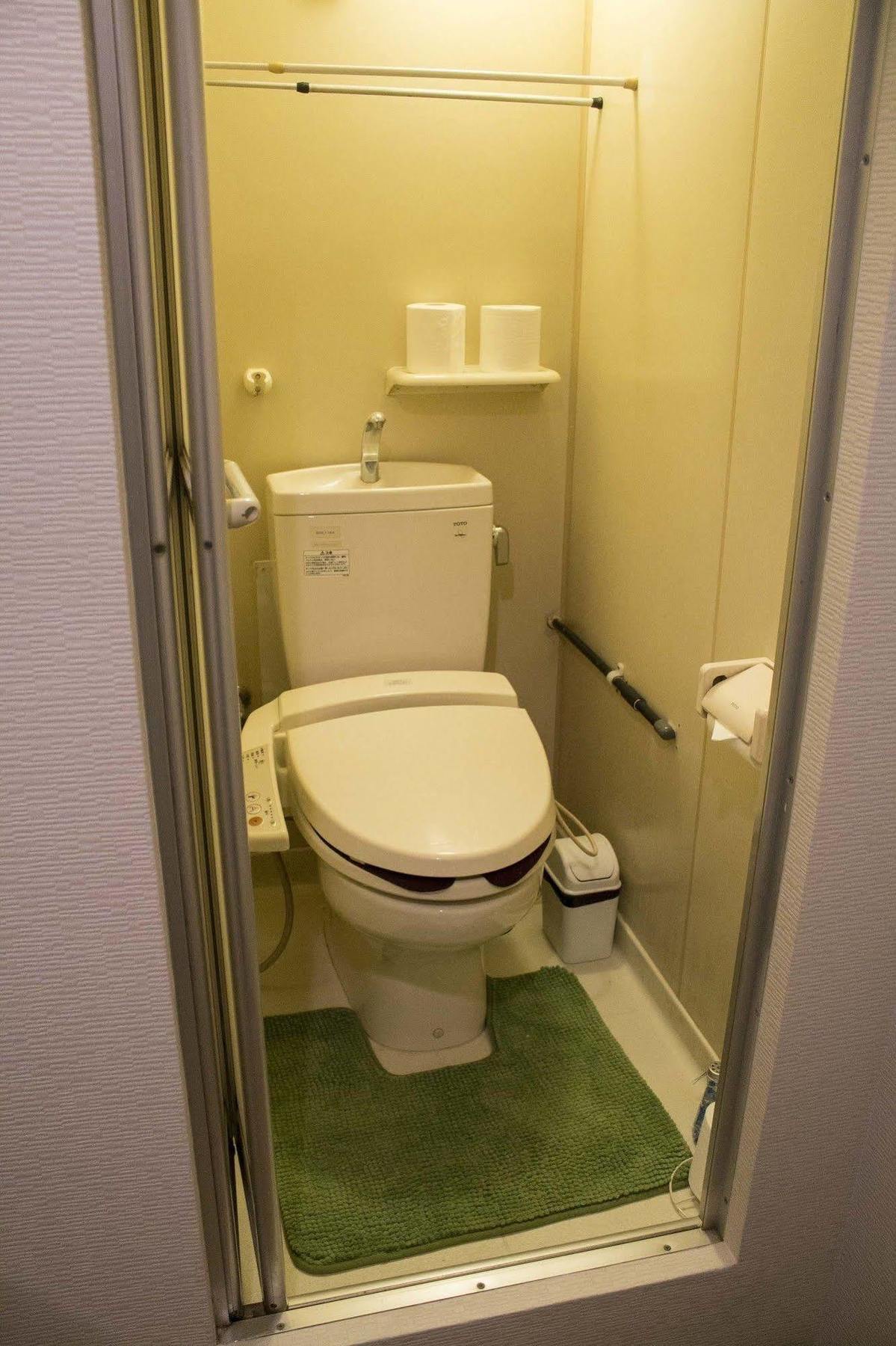 Dotombori Base Hotell Ōsaka Eksteriør bilde